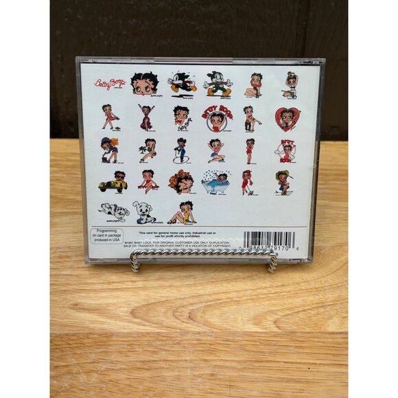 É-Line Betty Boop Collection 1 Embroidery Card Designs For Baby Lock Machines - Picture 2 of 4